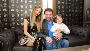 Eliminată de la “Survivor România”, Grațiela Duban a revenit în țară. “Lumea pe care am lăsat-o, am regăsit-o cu fundul în sus!” Cum au surprins-o soțul și fiul
