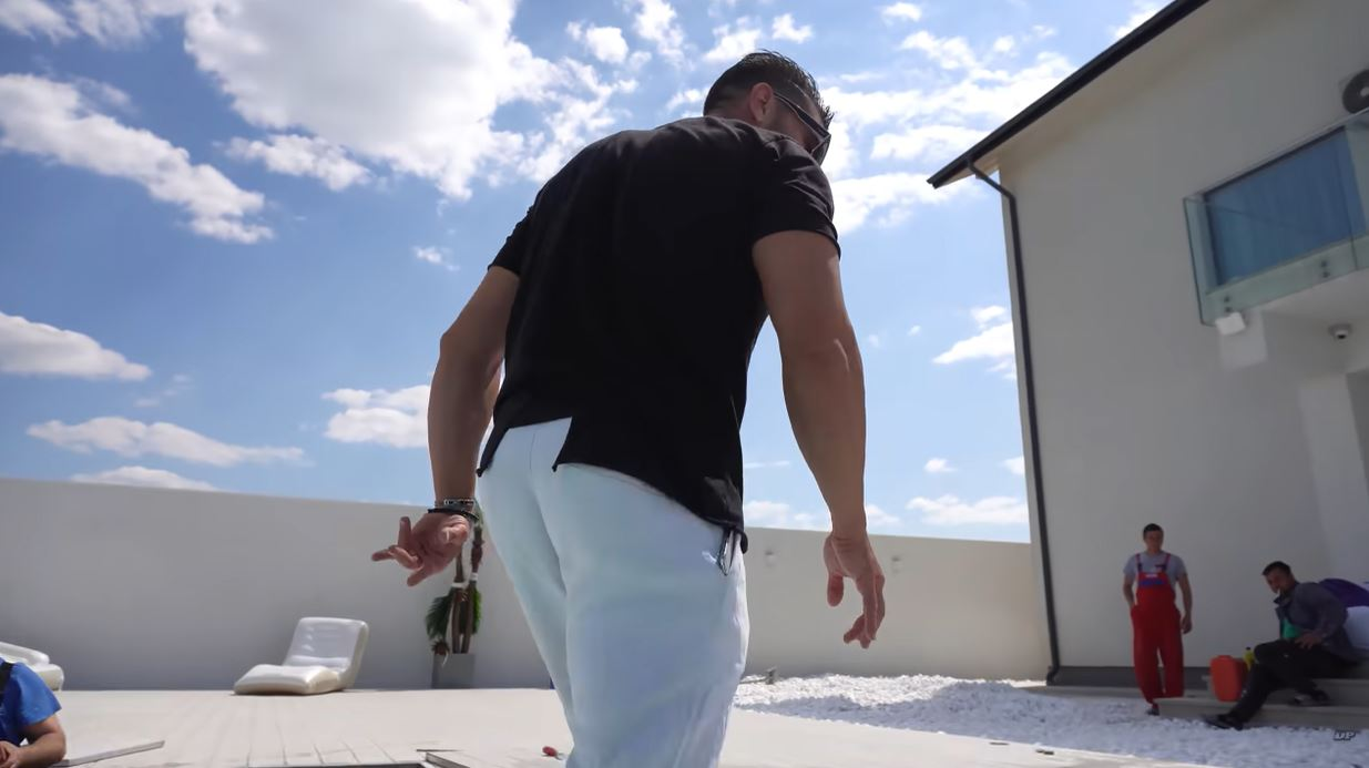 Cum arată piscina din casa de 300.000 de euro a lui Dorian Popa. A lăudat-o atât de tare, încât lumea a început să-l ia la mișto pe TikTok