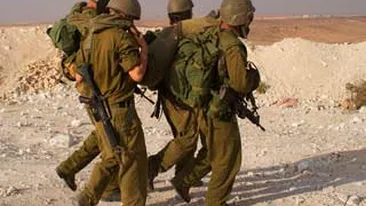 Militarii nu mai au voie sa aiba barba sau sa poarte bijuterii la vedere!