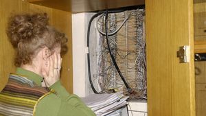 Hoții de impulsuri. Constanța, RomTelecom și începutul unei anchete care a tulburat liniile