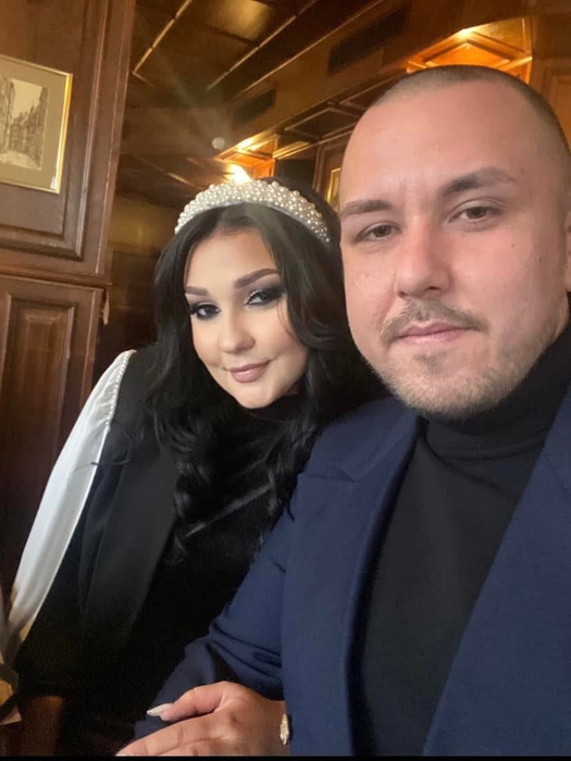 Denisa și Ciprian Soare erau căsătoriți de puțin timp în momentul în care tânărul a fost luat ostatic de rebeli foto: Facebook