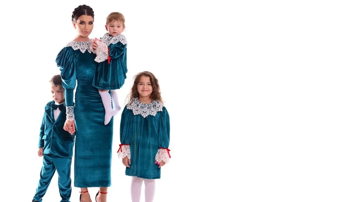 Elena Băsescu a devenit mătușă în mare secret. Primele poze cu bebelușul și anunțul făcut de fiica fostului președinte al României