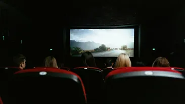 Cele mai așteptate filme din ianuarie 2026 au apărut la cinematografele din România. Thrillere, comedii și animații pentru toată familia