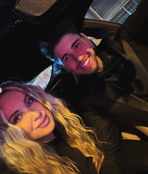 Cum a răspuns Otniela Sandu, după ce a fost acuzată că stă cu Sebastian Dobrincu doar pentru bani: ”Propria ta frustrare…”