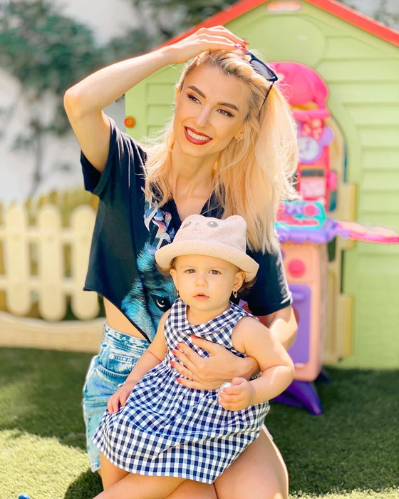 Andreea Bălan, tristă și neputincioasă în fața unei drame fără margini. Gestul făcut pentru David, un băiețel de 1 an care are cancer