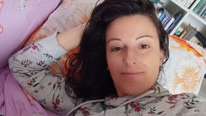 Ce a pățit italianca Daria după ce s-a mutat în România. Ce i s-a întâmplat la coafor