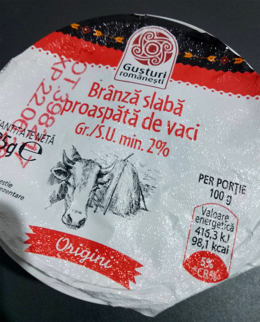 Brânză de vaci de la Mega Image/ sursa foto: Facebook