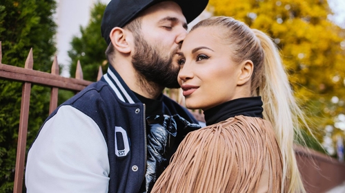 LORA se pregăteşte să devină mămică! Cele mai recente declaraţii ale vedetei