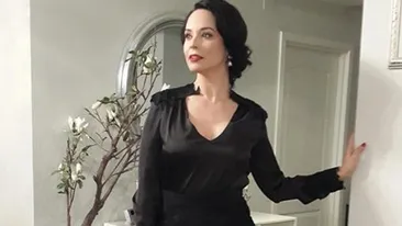 A slabit 25 de kilograme si arata fenomenal! Andreea Marin, cu un decolteu RAVASITOR pe Facebook