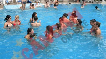 Concurentele de la Miss World s-au balacit la Brasov