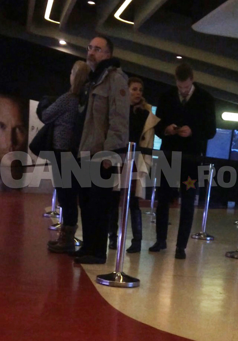 Secretarul de stat & soţia au fost la… Cum l-am filmat pe un membru al Guvernului în timp ce colegii dezbăteau ”graţierea”