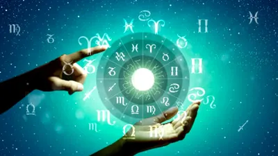 Horoscop 15 decembrie 2025: Zodiile care trebuie să fie atente: Tensiuni la bani, întârzieri și recunoaștere neașteptată