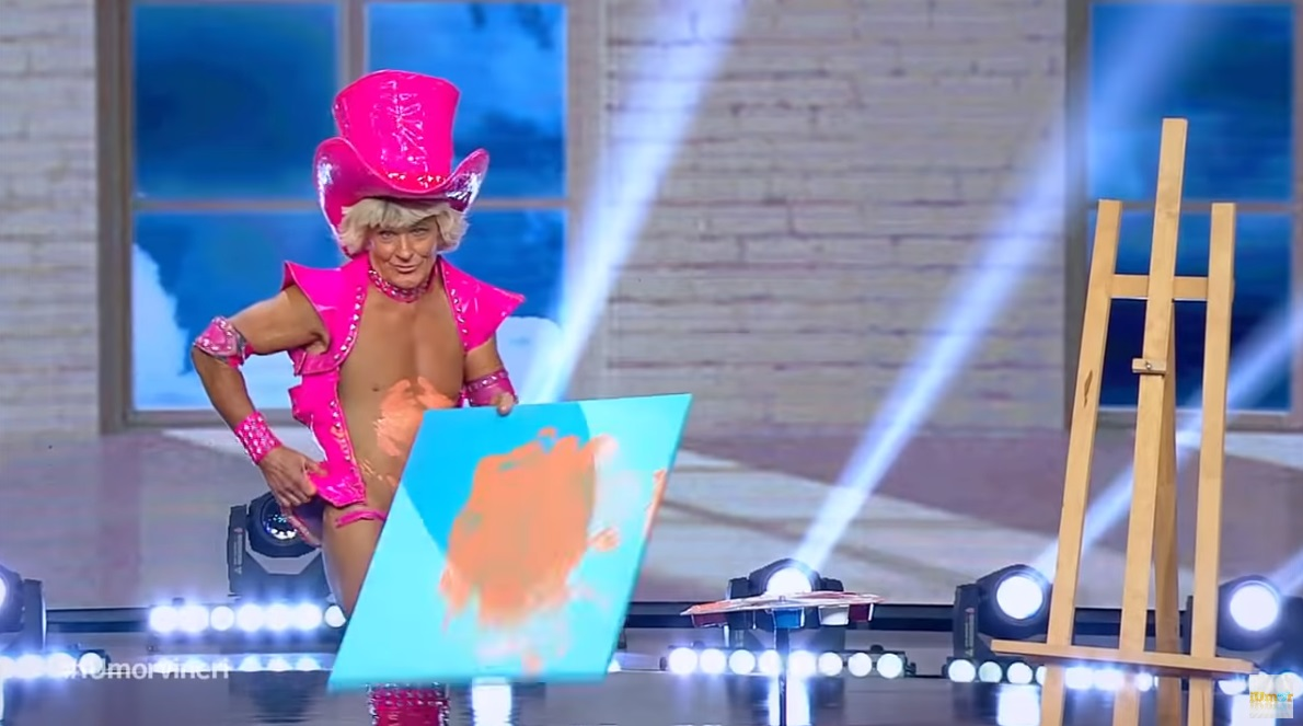 Imagini +18 la iUmor! Cum apare Delia Matache e fără precedent în televiziunea din România