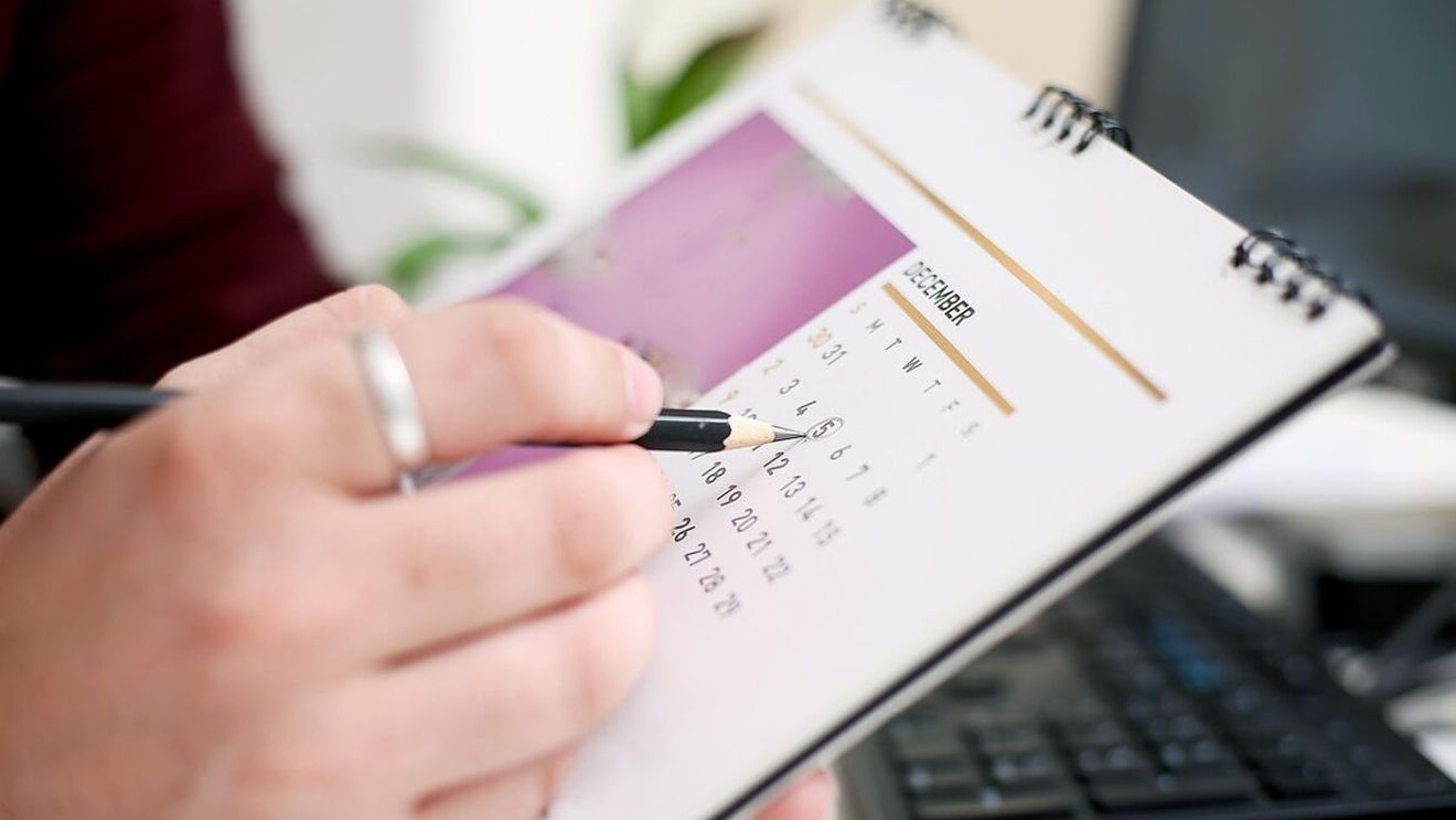 Zile libere legale în 2026. Calendar complet: minivacanțe, sărbători legale și cum să îți planifici concediul