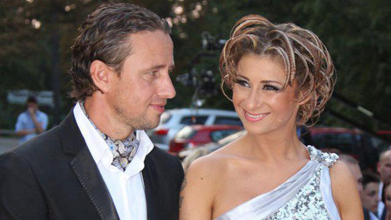 Ce ţinută poartă ANAMARIA PRODAN la nunta ANDREEI TONCIU! Rochia naşei costă 20 de mii de euro