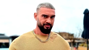 Ce a făcut Dorian Popa înainte să ajungă la tribunal, de fapt. De unde are bandajul la nas?