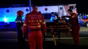 Persoana care a fost spulberată de un tren în gara Gugeşti din Vrancea a fost identificată
