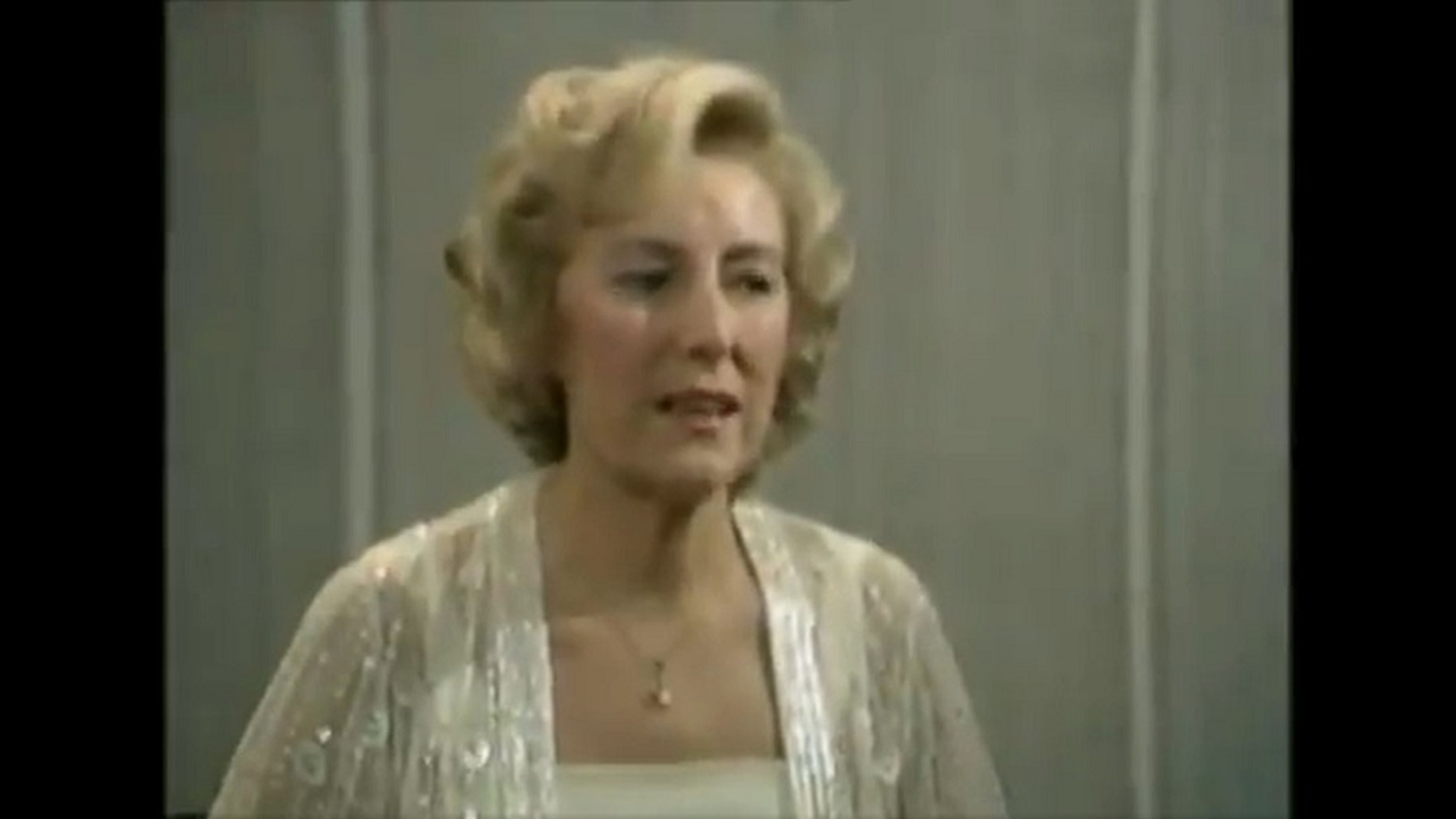 Doliu în lumea muzicii. Vera Lynn, una dintre cele mai apreciate cântărețe, a murit înconjurată de membrii familiei
