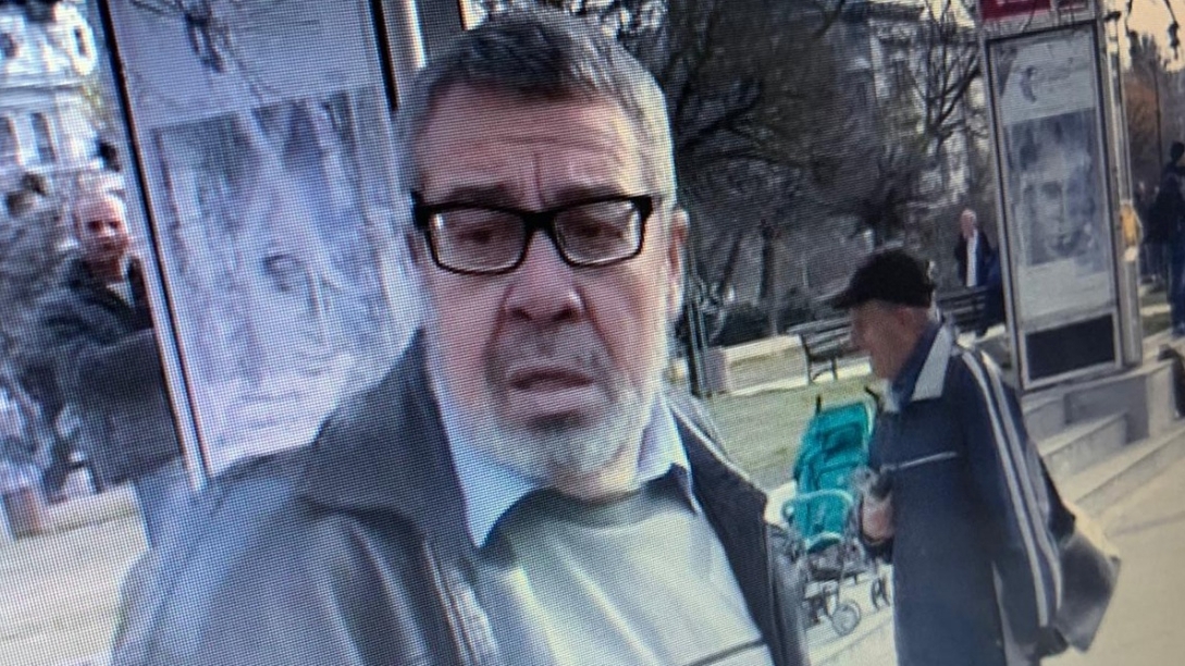 Bărbatul care l-a lovit în cap pe Gelu Voican Voiculescu a fost prins și este audiat de polițiști