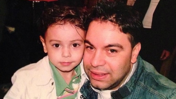 Imagini de arhiva la care nu ai mai avut acces pana acum! Ce familie frumoasa avea Florin Salam inainte de nenorocirea din 2009!