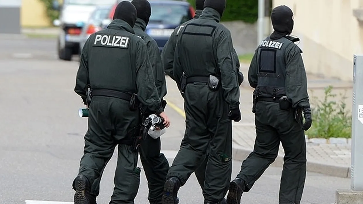 Un bărbat înarmat a intrat într-o clădire de birouri din Koln