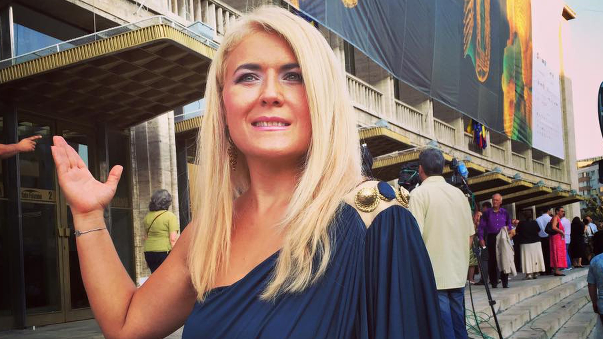 Liana Stanciu a descoperit secretul “tineretii fara batranete”. Uite cum a aparut la un eveniment monden