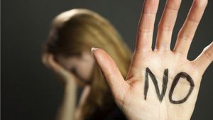 Psiholog: Atmosfera tensionată și relațiile disfuncționale din familie s-au intensificat în izolare / Semnal de alarmă tras de un ONG: Copiii, expuși mai mult la violența domestică în această perioadă