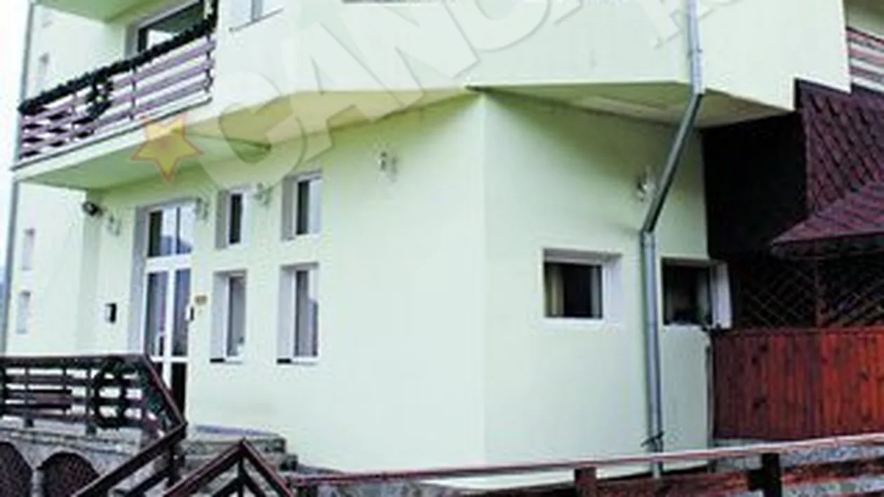 Eleva violata de la Jean Monnet se duce la psiholog! Le-a spus prietenelor ca profu' i-a nenorocit viata!