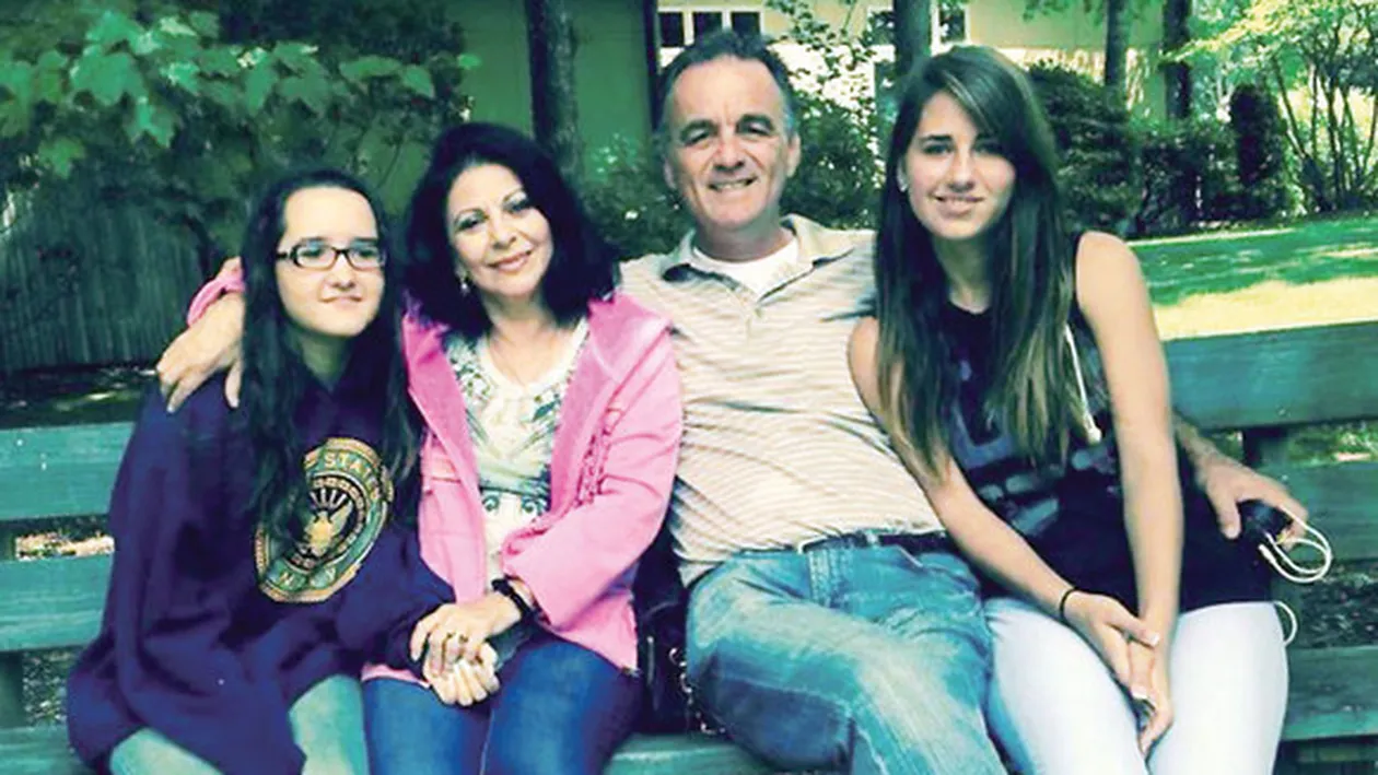 Fiica cea mică a Elenei Cârstea a terminat liceul și a obținut o bursă de peste 100.000 $ din partea Armatei Americane! Vrea să o ia pe urmele surorii ei mai mari