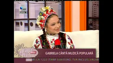 VIDEO Gabriela Cristea e talentata in muzica! Canta melodii populare ce nu te-ar face sa stai jos nici macar o clipa!