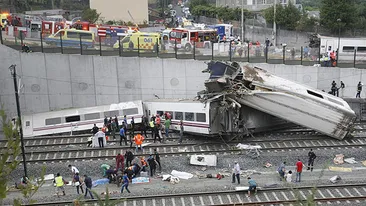 Şapte zile de doliu în Galicia, după accidentul feroviar produs miercuri seara în Santiago de Compostela