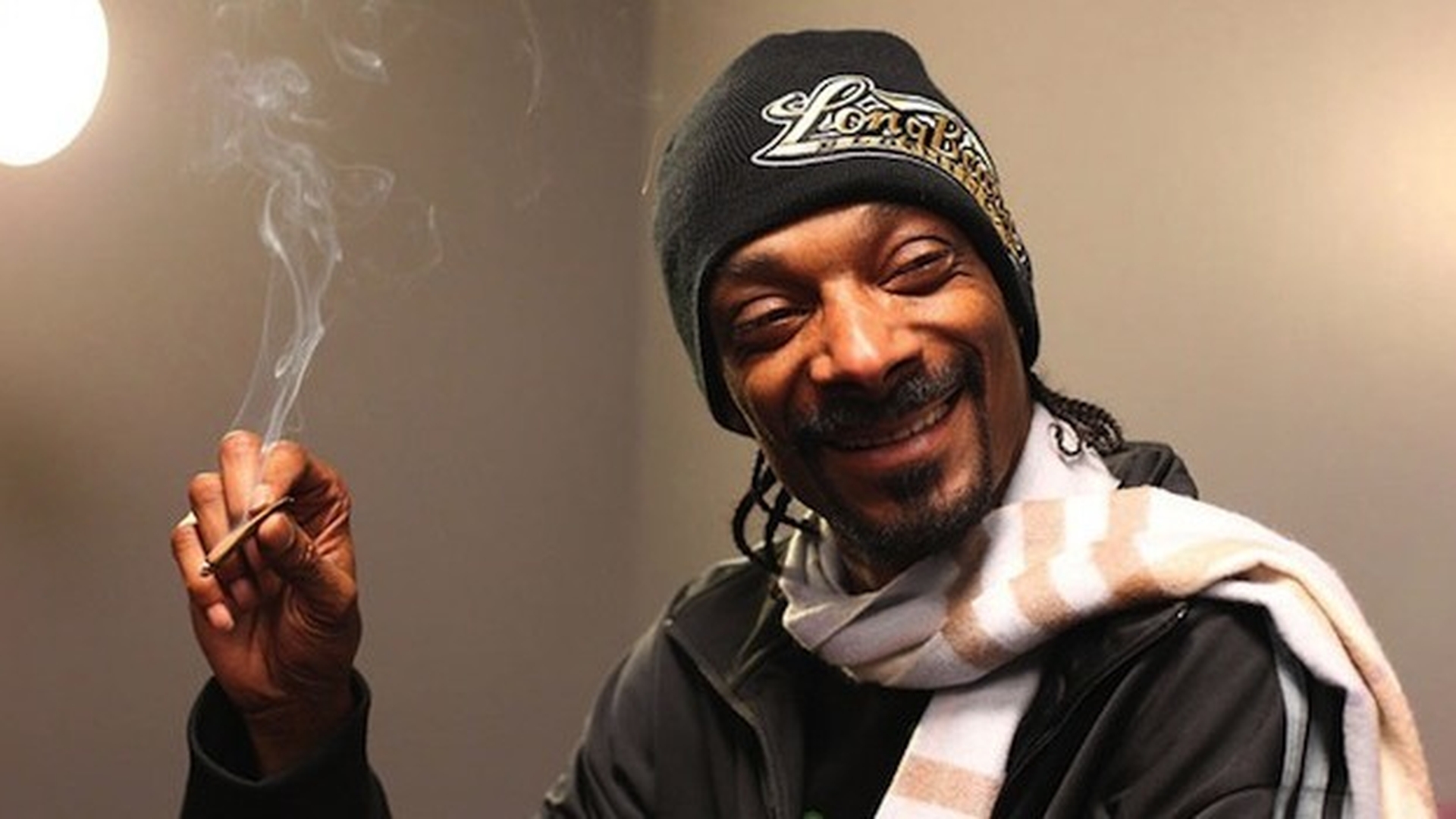 Incident violent la înmormântarea comediantului Ricky Harris! Bodyguardul lui Snoop Dogg a sărit la bătaie