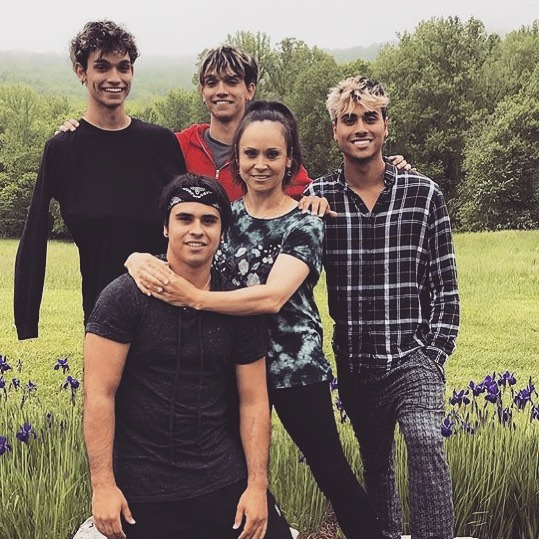 Uite cum arată acum Aurelia Dobre, prima gimnastă din România care a pozat în Playboy! Imagini fabuloase