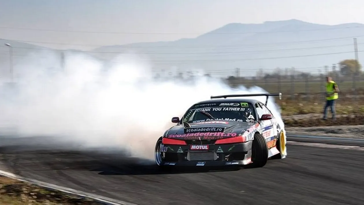 Fondatorul primei scoli de drift din Romania si-a luat doi bolizi ca prima masina a regretatului actor Paul Walker!