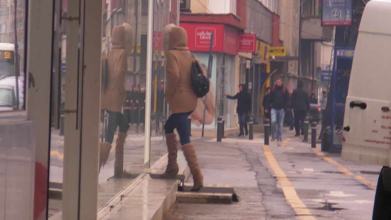 De cand e nevasta de milionar de top isi permite! Cristina Rus a cheltuit cateva mii de euro pe trei rochii fara sa clipeasca!