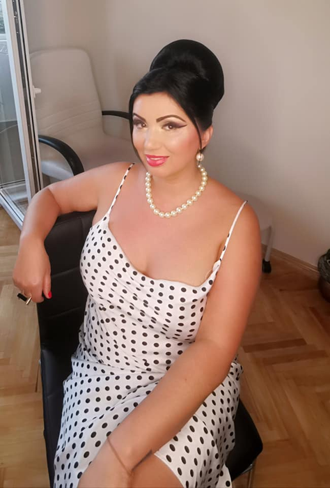 Adriana Bahmuțeanu, bătută de primul soț din cauza lui Ștefan Bănică Jr: „Mi-a făcut avansuri pe vremea când eram vecini”