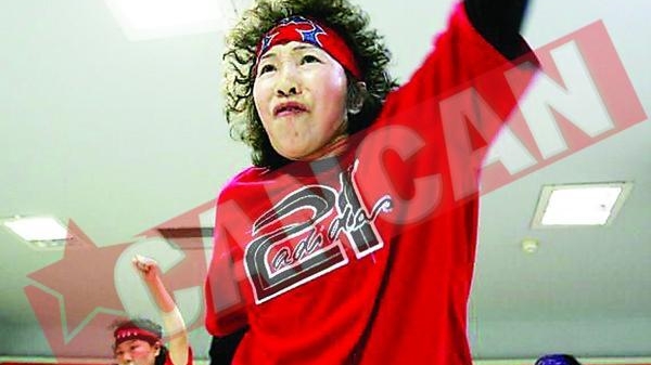 Danseaza hip-hop la 71 de ani
