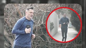 Prins la tură, după sărbători! Mirel Rădoi, în goana după abdomenul perfect