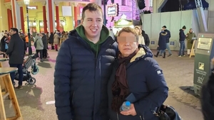 Alexandru a murit la 26 de ani sub privirile mamei sale, care își serba aniversarea în Italia. De ce s-ar fi prăbușit la pământ tânărul