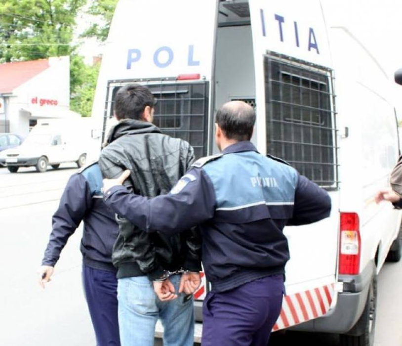 Perversul din parcul Crângași s-a ales cu o amendă de 3.000 lei
