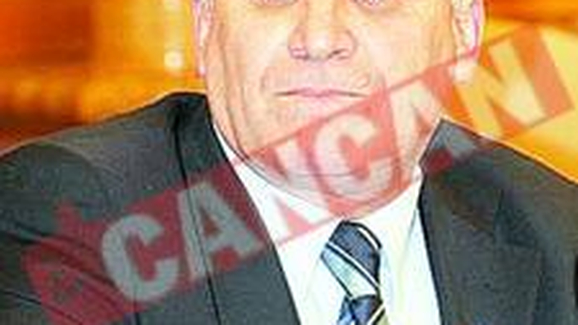 Isi "boteaza" nepotul de trei ori