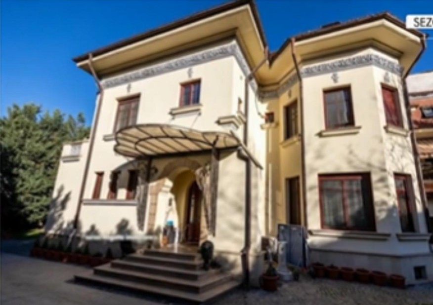 Cum arată vila de 3,5 milioane de euro în care a locuit Silviu Prigoană. Are piscină interioară și cazino!