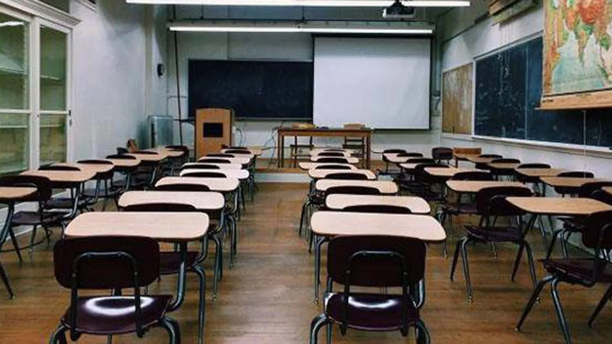 Școlile rămân închise săptămâna viitoare? Anunțul făcut de Ministerul Educației