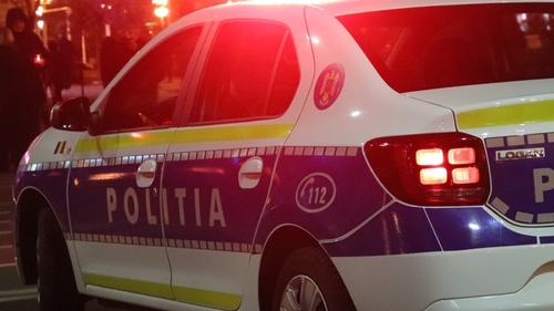 Un bărbat din București, aflat în pericol, a comandat o ”pizza” la 112. Conversația codificată i-a salvat viața!