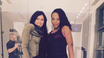 A castigat Vocea Romaniei, dar acum n-o mai recunosti daca o vezi pe strada! Cum poate sa arate Julie Mayaya!