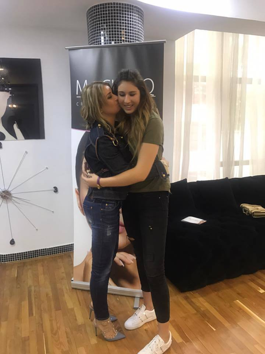 Fiicele ANAMARIEI PRODAN rup tăcerea despre mama lor:,,Nu am voie să fac nimic, mami este dură’’