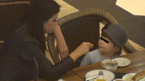 Primele imagini cu Simona Patruleasa dupa pierderea sarcinii! Cum au filmat-o paparazzii pe prezentatoarea TV, alaturi de sotul ei