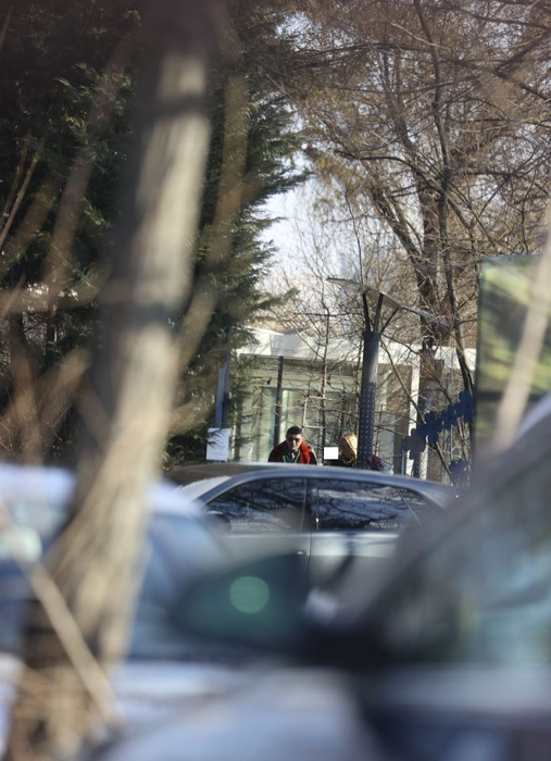 Cristi Borcea și Valentina Pelinel ies din restaurantul unde au luat prânzul