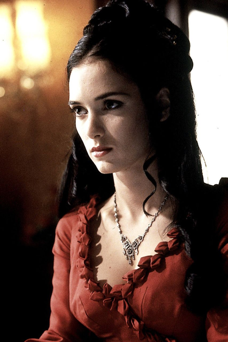 Winona Ryder, în Dracula