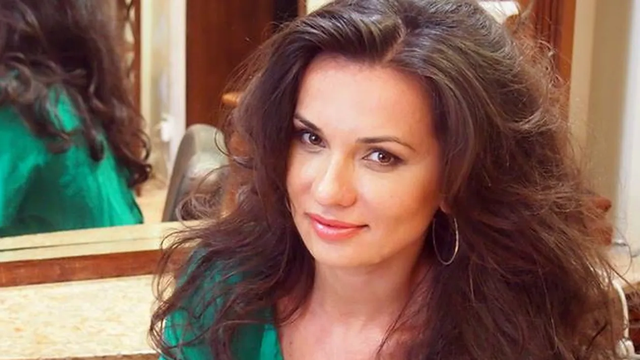 Relaxare de cinci stele pentru Mirela Stelea! Vezi cat de sexy e fosta sotie a ex-portarului nationalei!